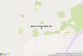ניקוי כסאות בקיבוץ בית העמק